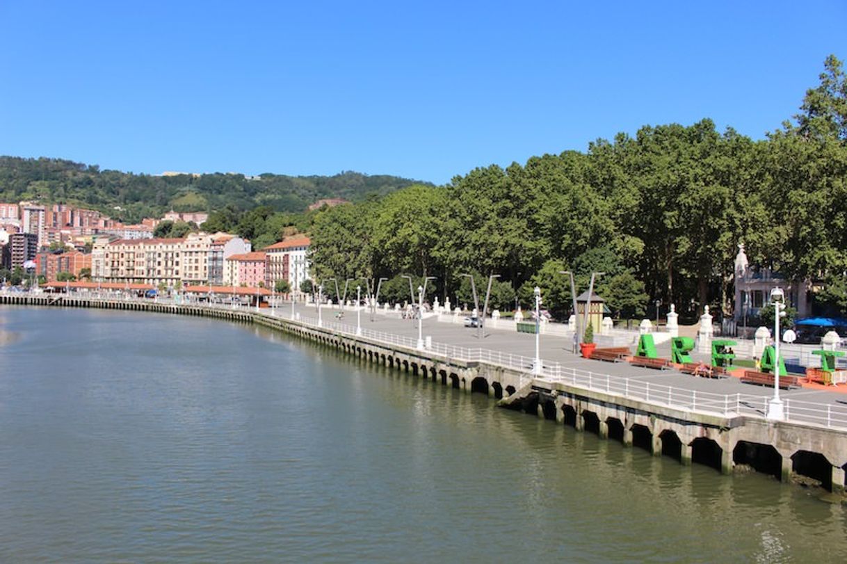 Moda Un paseo por el Parque del Arenal de Bilbao