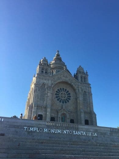 Lugar Santuário do Monte de Santa Luzia