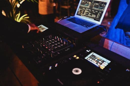 Place Musicbox Porto - Produção e Animação de Eventos - DJ Casamentos