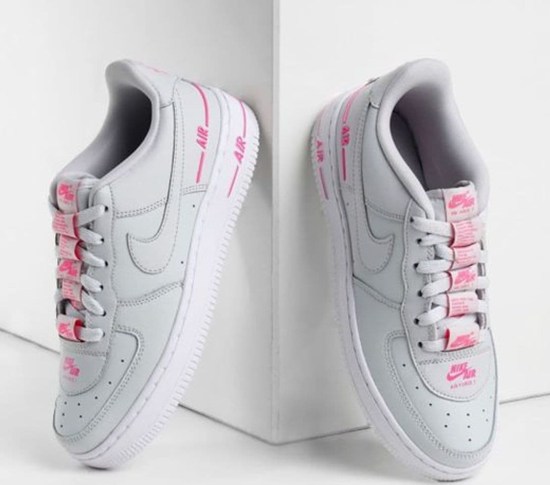 Moda Nike Air Force 1 LV8