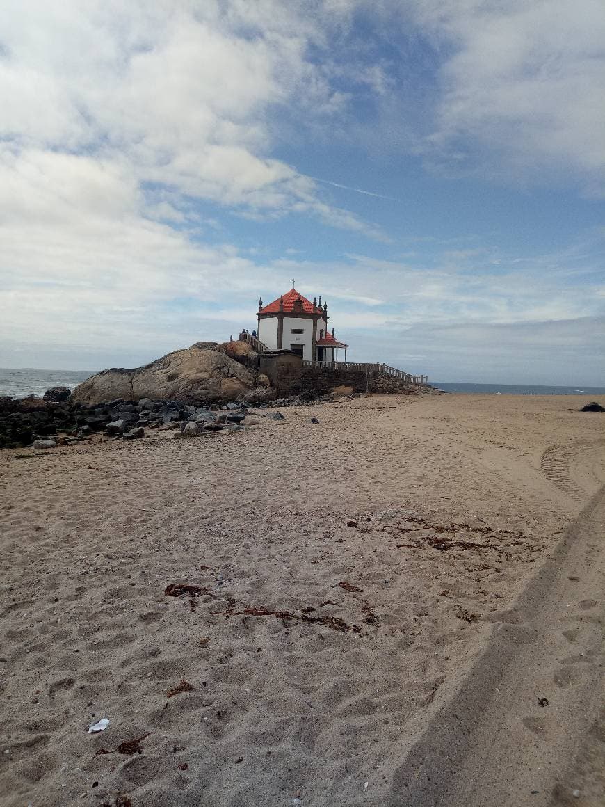 Lugar Senhor da Pedra beach