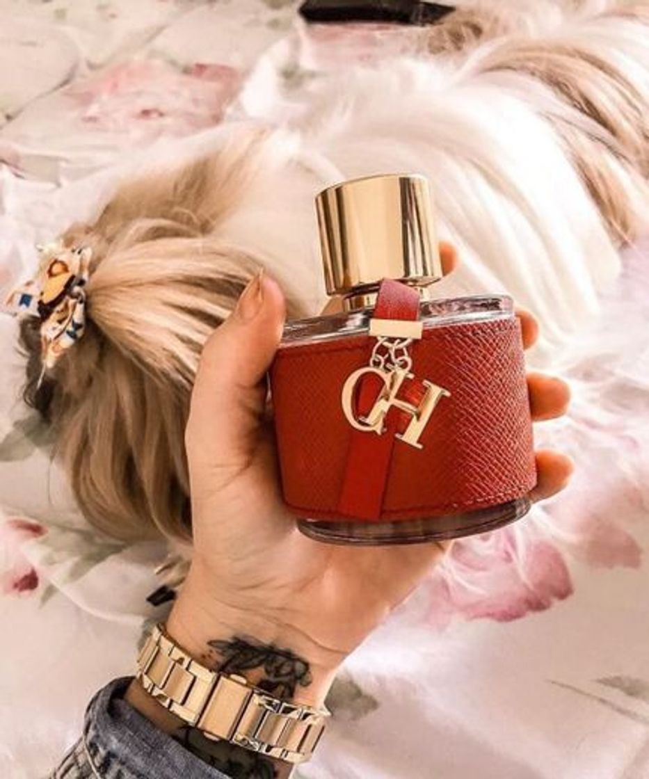 Moda Uma dica de perfume para hoje 😍😍😍😍😍😍