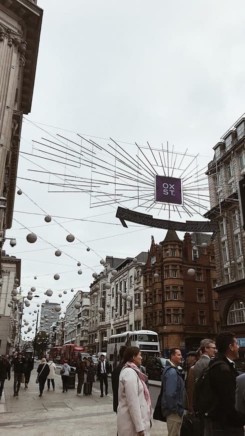 Moda Oxford Street Christmas Lights | Things to do in London