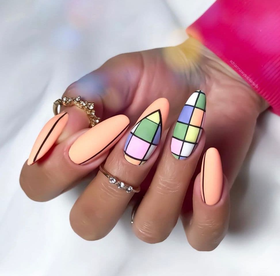 Moda Unhas coloridas