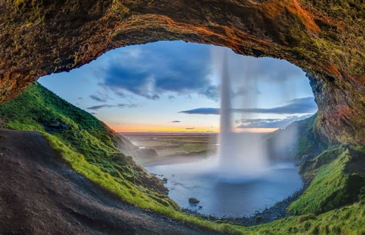 Place Seljalandsfoss