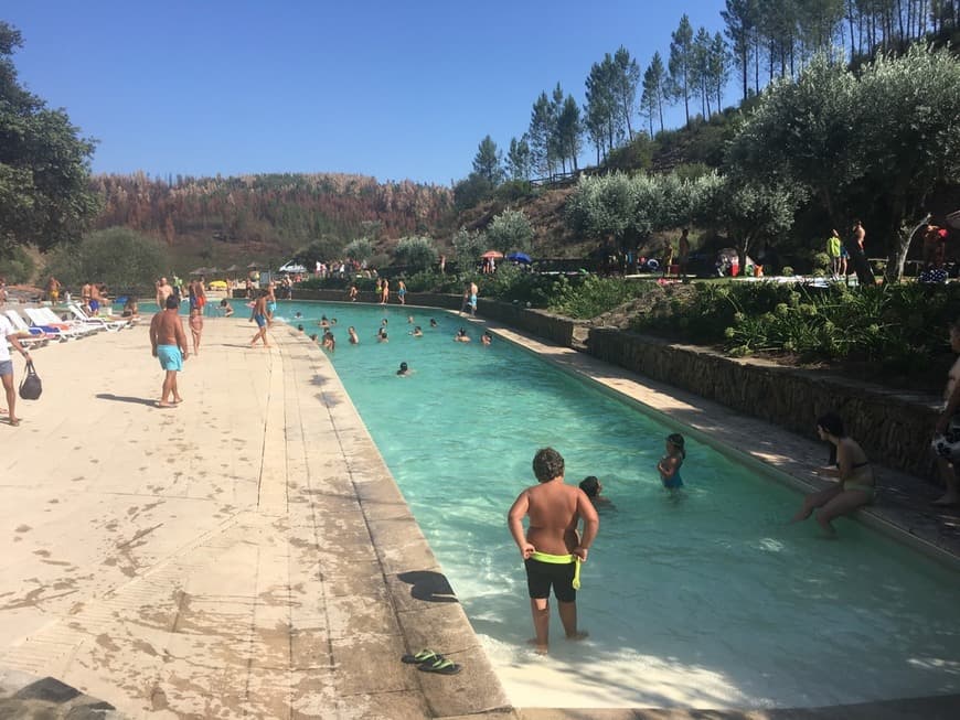 Place Praia Fluvial de Cardigos