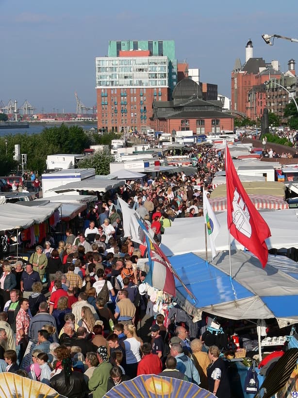 Place Fischmarkt Hamburg Altona