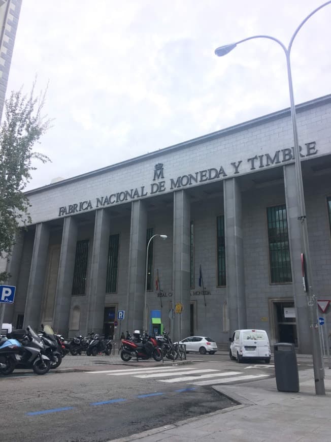 Lugar Fabrica Nacional de Moneda y Timbre - Real Casa de la Moneda