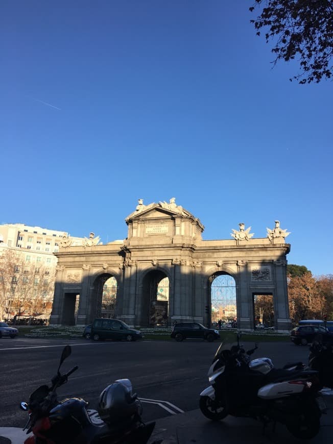 Lugar Puerta de Alcalá