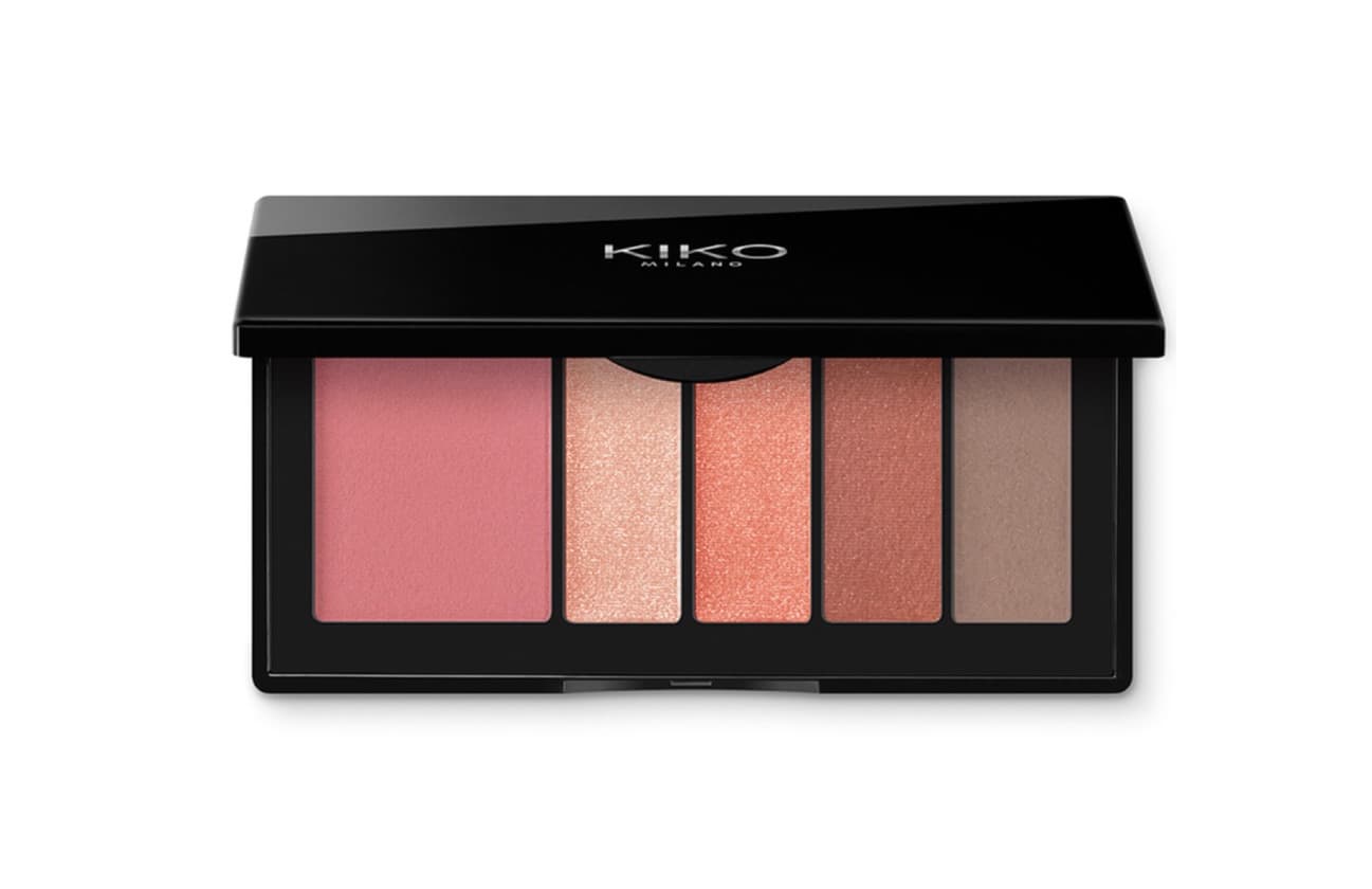 Producto Paleta para ojos y rostro con 1 colorete y 4 sombras