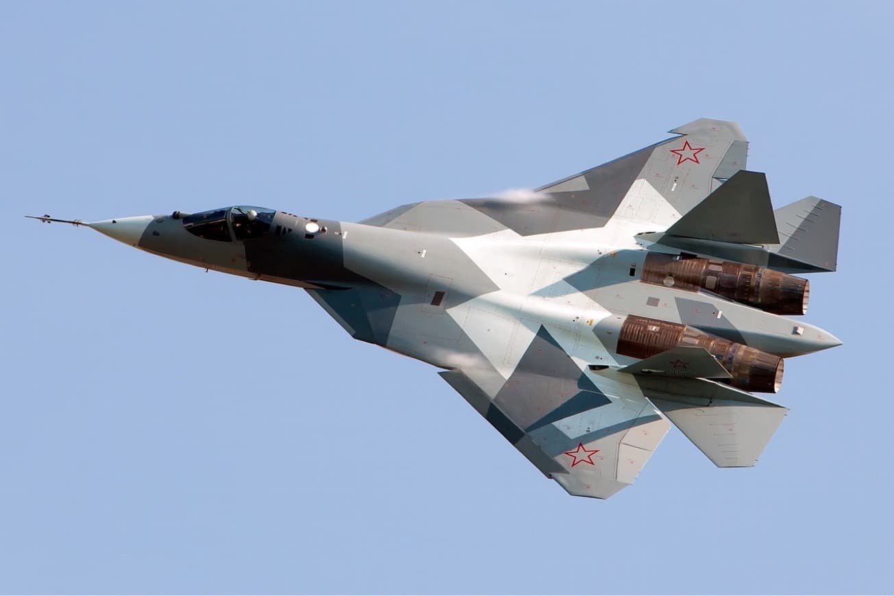 Moda Sukhoi Su-57