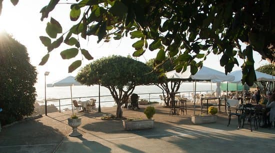 Restaurantes Porto dos Barcos