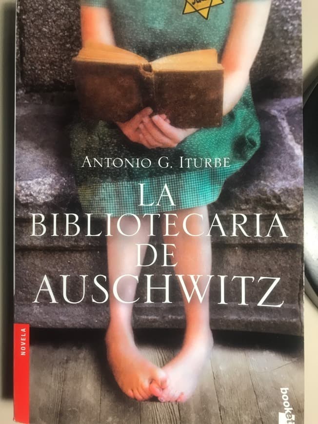 Libro La bibliotecaria de Auschwitz 