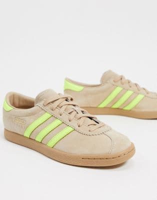 Fashion adidas Originals stadt trainers in beige with yellow stripes | ASOS