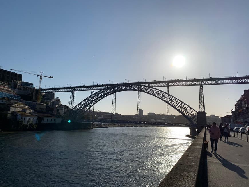 Lugar Ribeira do Porto