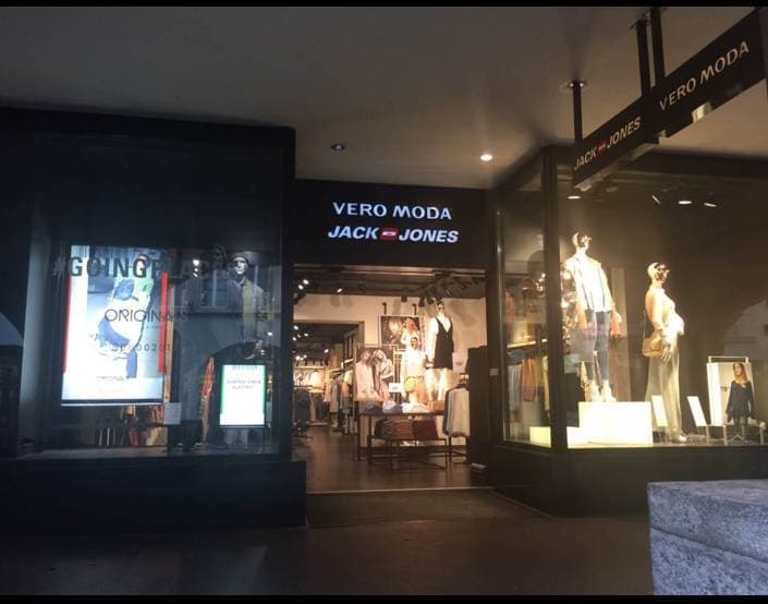 Lugar VERO MODA