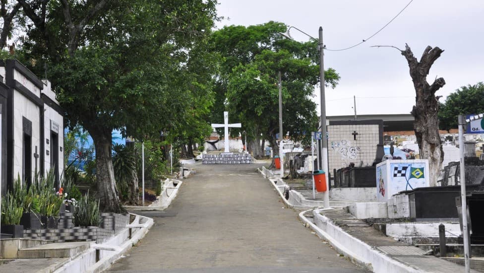 Place Cemiterio Municipal De Mesquita