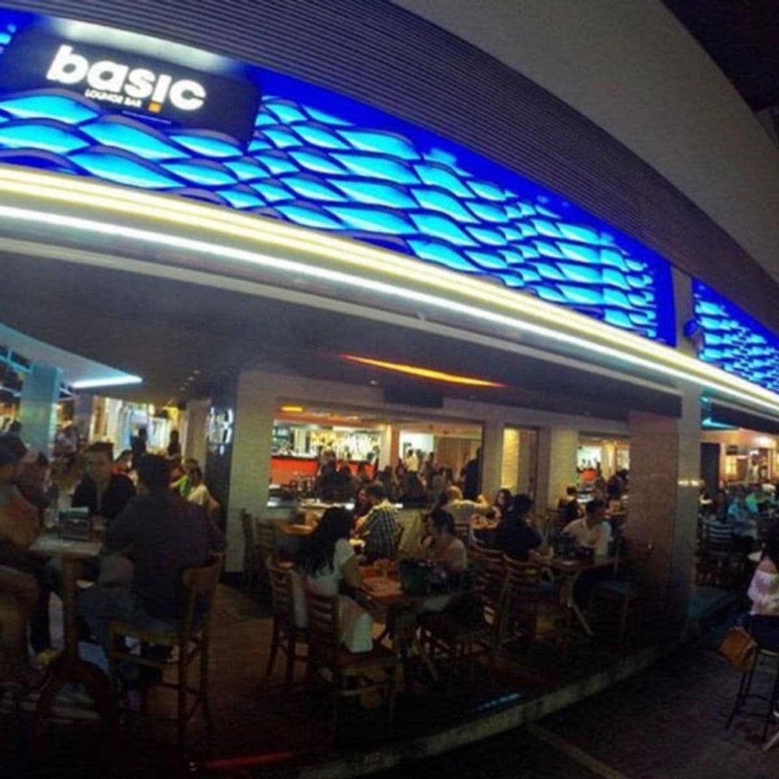 Restaurantes BASIC Lounge Bar