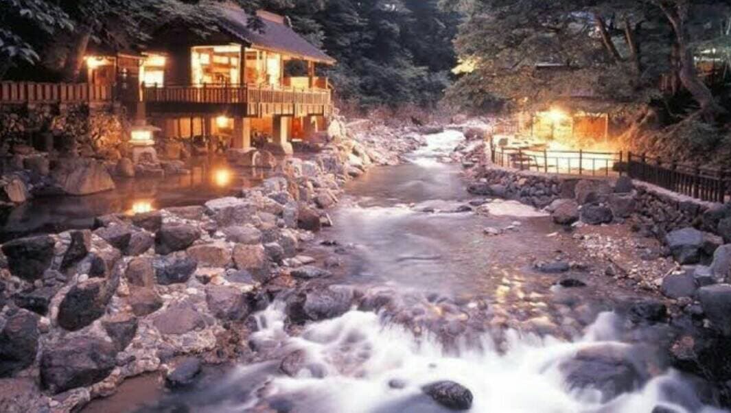 Lugar Takaragawa onsen ōsenkaku