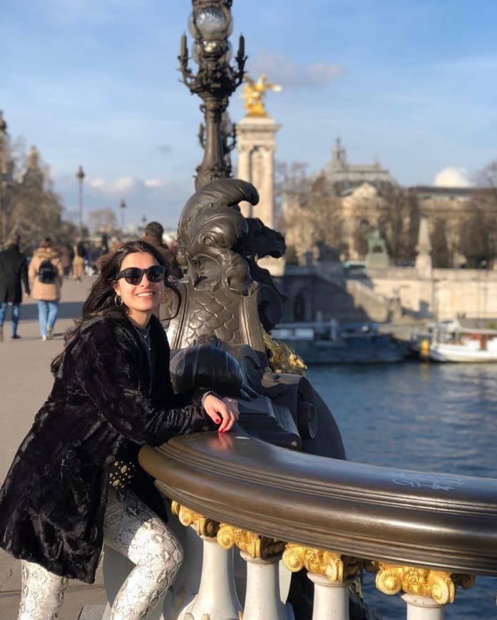 Place Pont Alexandre III