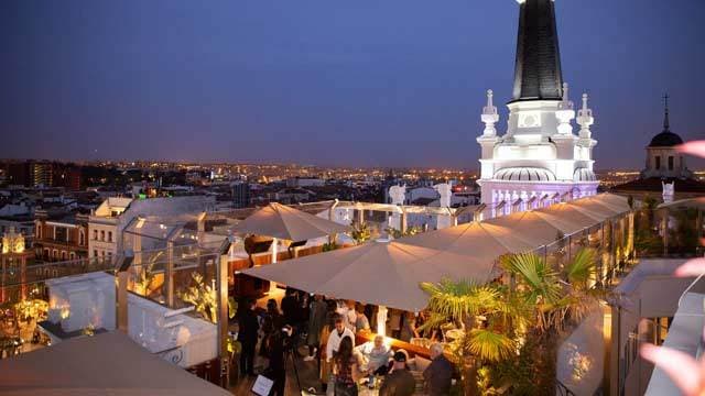 Place Radio Rooftop Bar Madrid