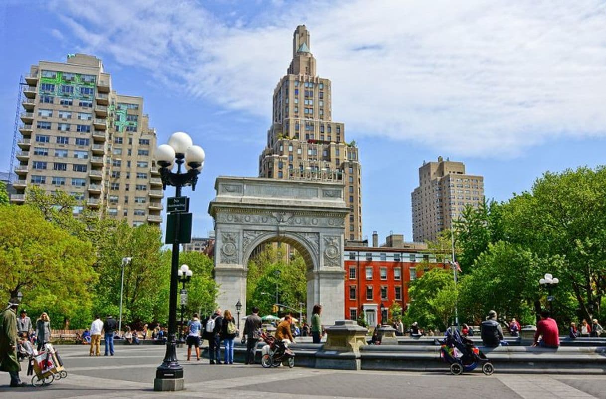 Place Washington Square Park