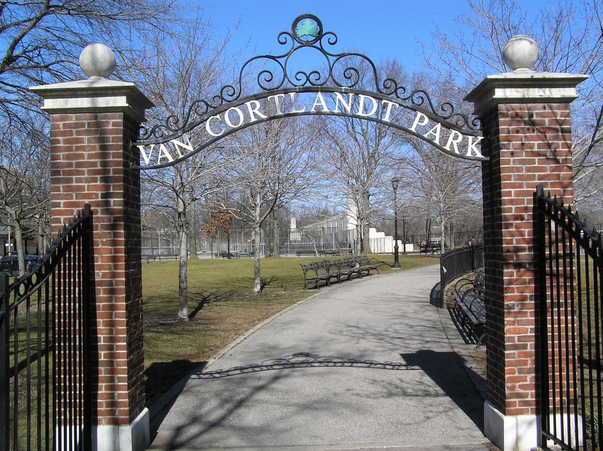 Place Van Cortlandt Park