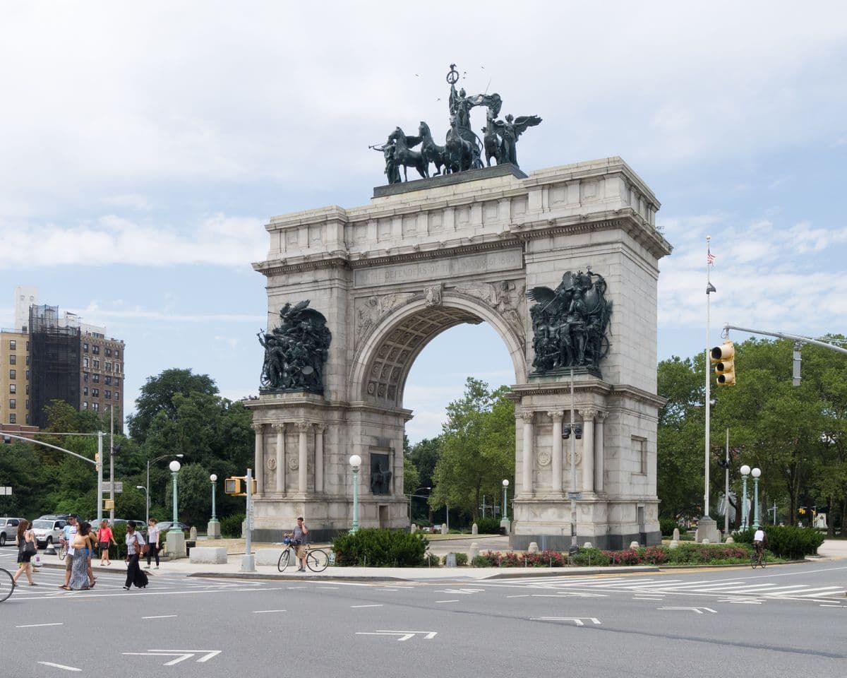 Lugar Grand Army Plaza