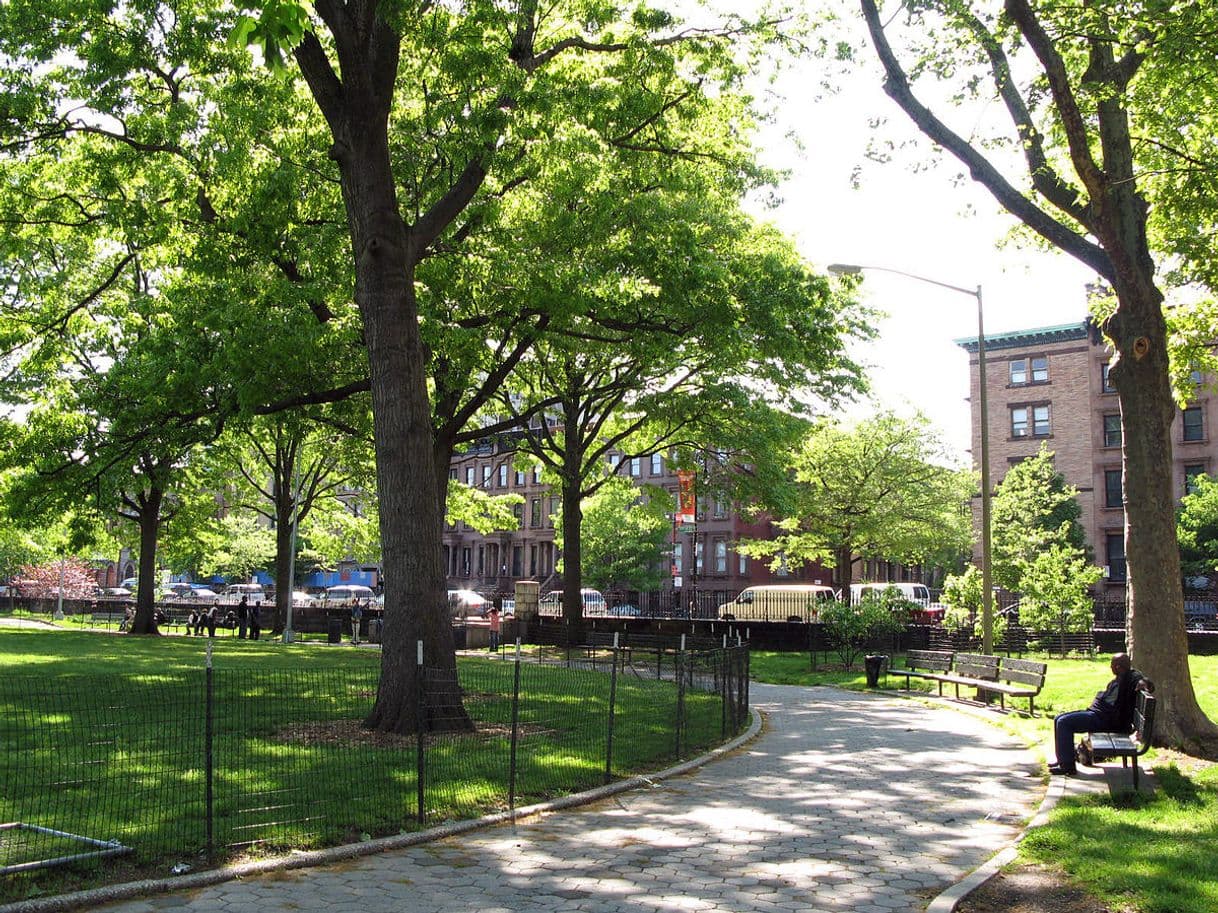 Place Marcus Garvey Park