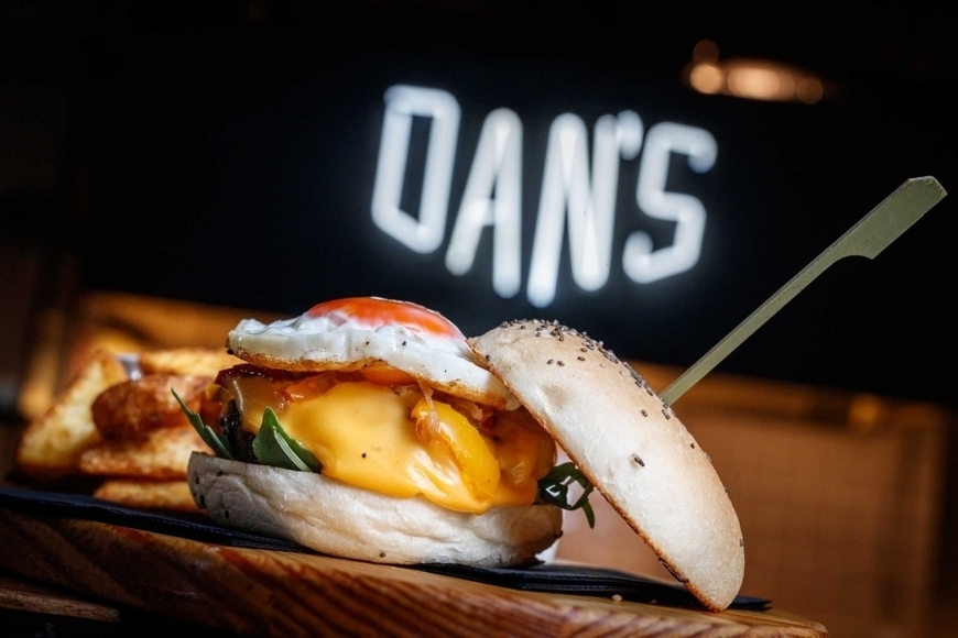 Restaurants Dan's Finger Food and Drinks