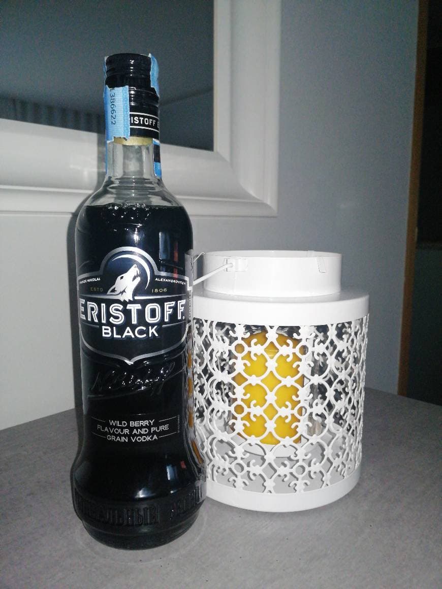 Product Vodka Eristoff Black