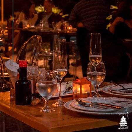 Restaurants Estação dos Vinhos - Adega e Casa de Vinho na Asa Norte