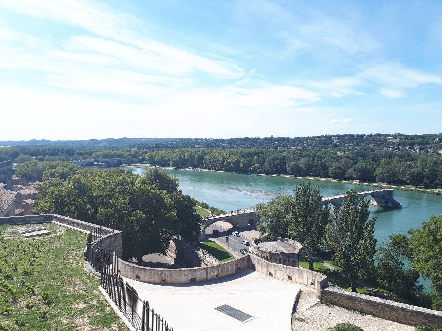 Lugar Pont Saint-Bénézet