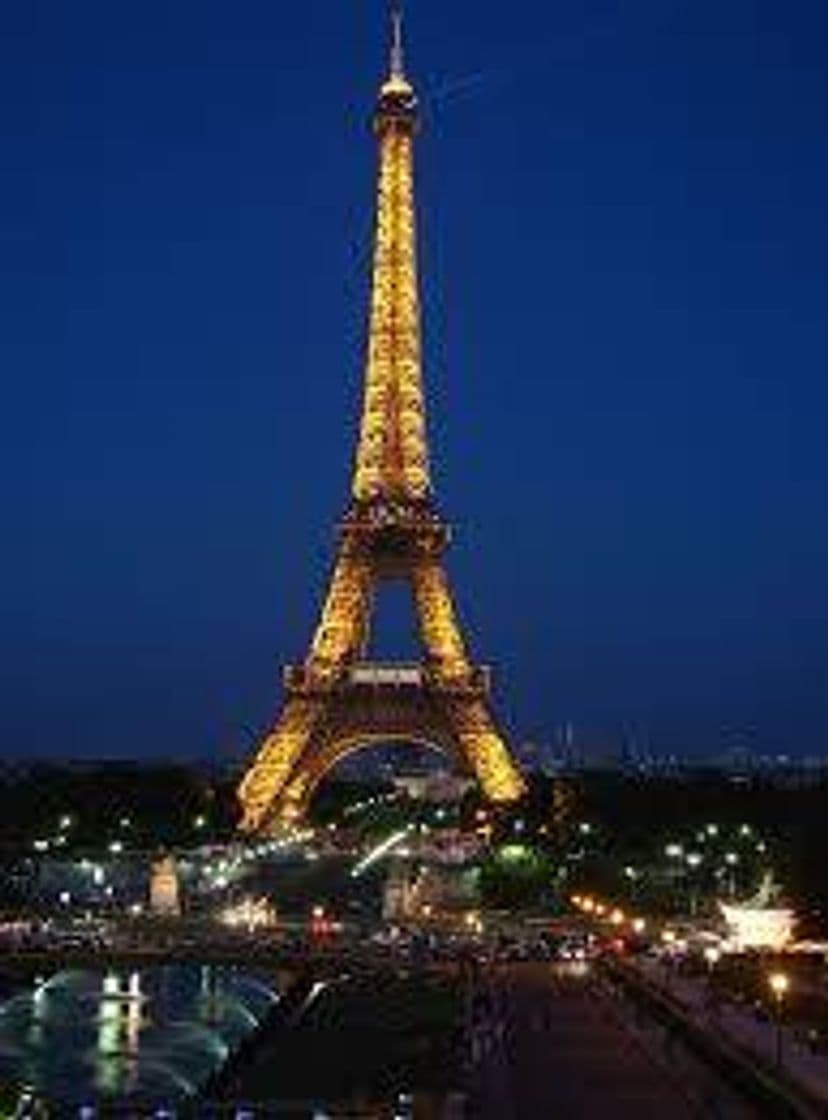 Place Torre Eiffel