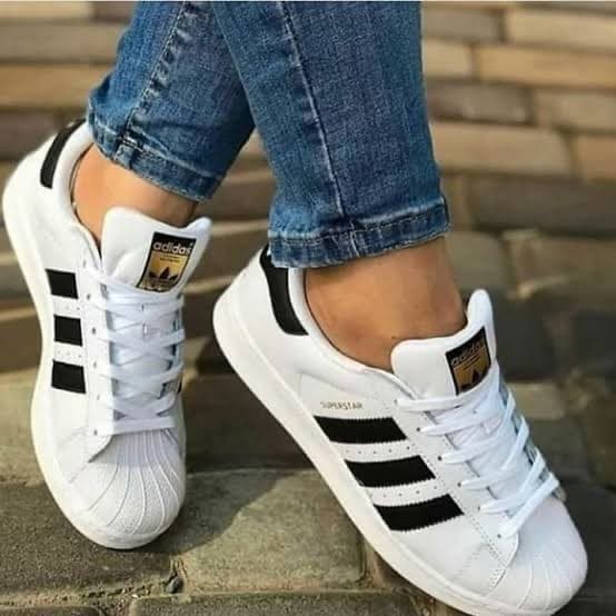 Producto Adidas Superstar Foundation