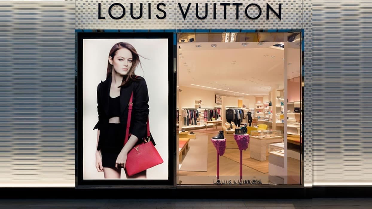 Fashion Loja Louis Vuitton Orlando Millenia (TEMPORARILY CLOSED ...