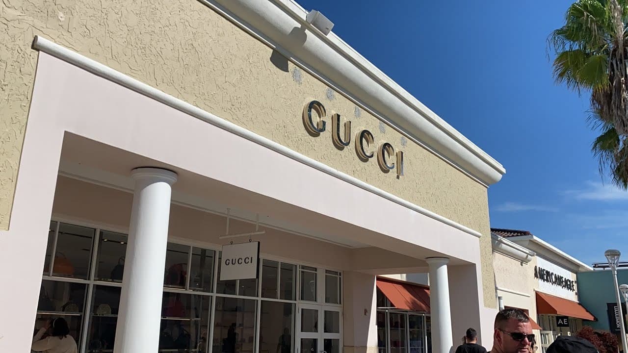 Fashion GUCCI at Orlando Vineland Premium Outlets® - A Shopping Center ...