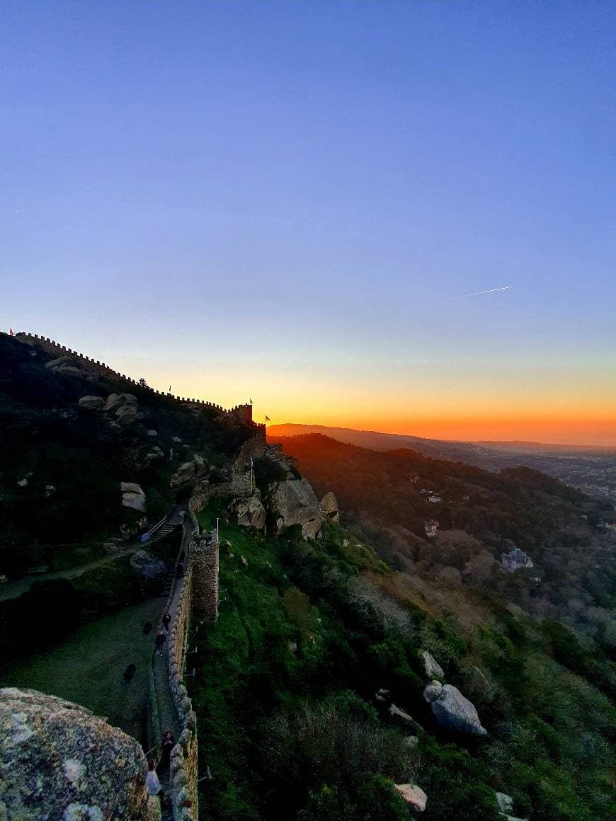 Lugar Castelo dos Mouros