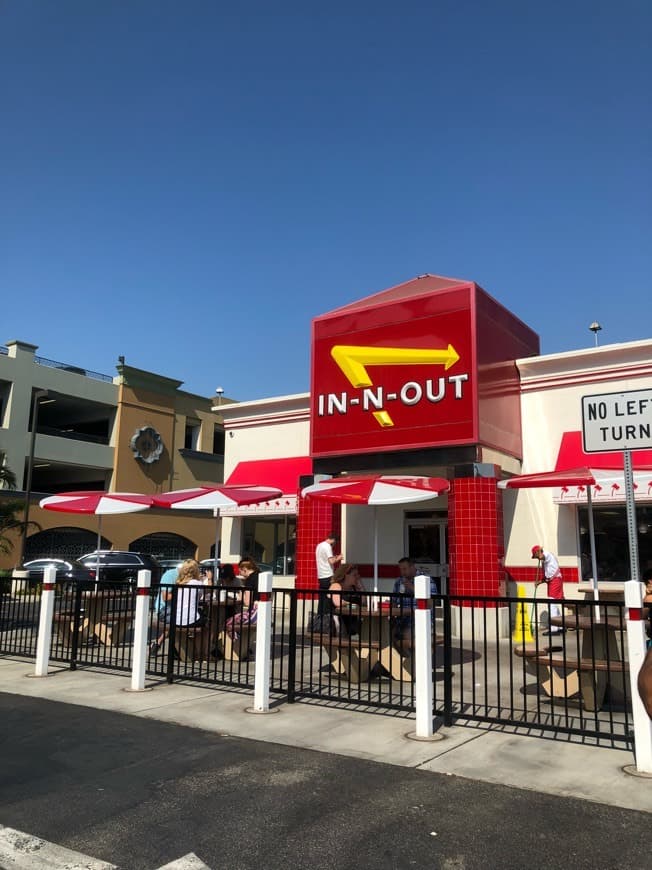 Restaurants In-N-Out Burger