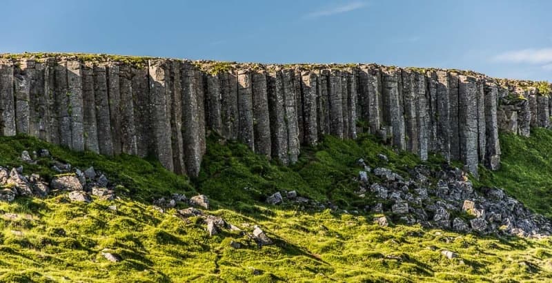 Lugar Gerðuberg Cliffs