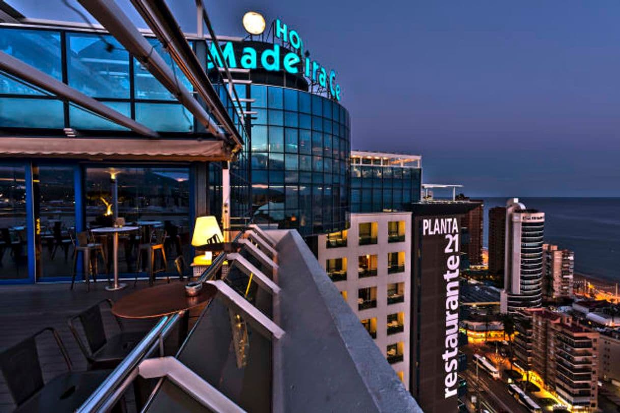 Lugar Centro Comercial Madeira Shopping