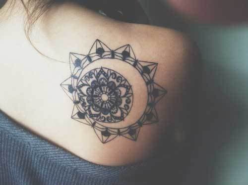 Moda 47 Fotos/Desenhos de Tatuagens de Sol + Significados ...