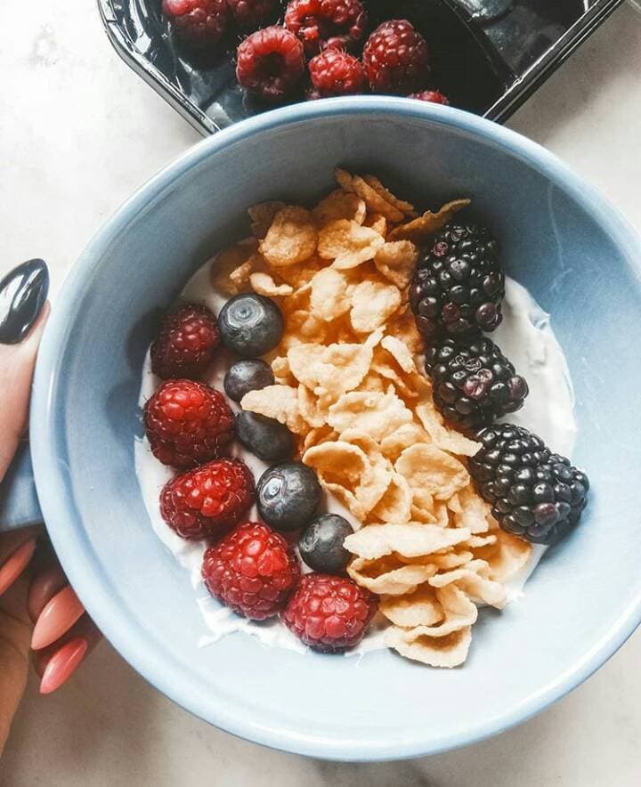 Moda Bowl de Cereais e Frutos Vermelhos. 