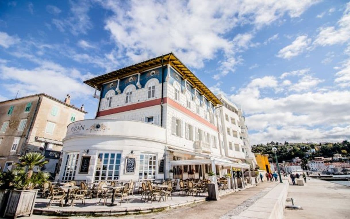 Lugar Hotel Piran