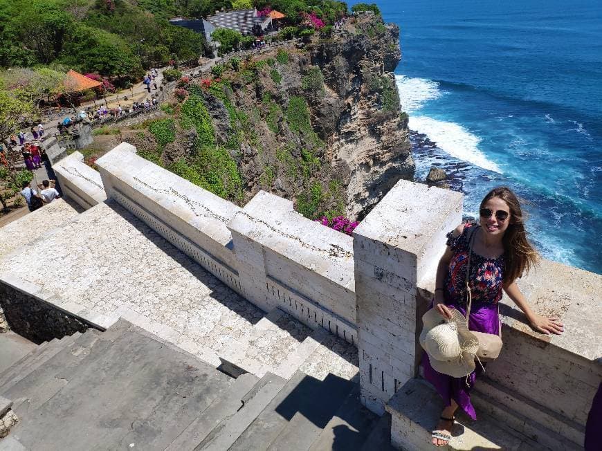 Lugar Uluwatu Temple