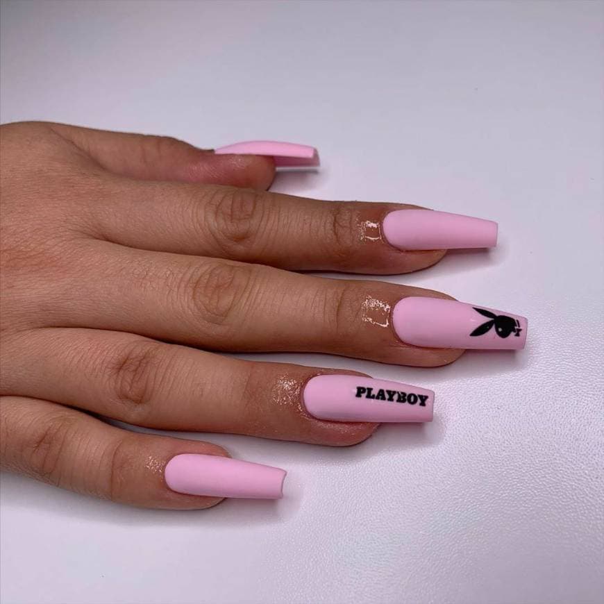 Moda Nails