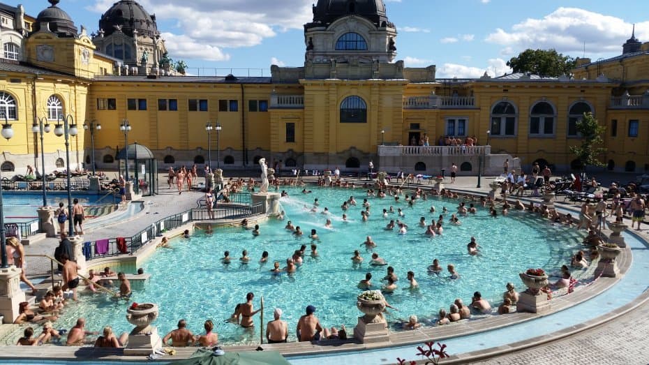 Lugar Széchenyi Thermal Bath