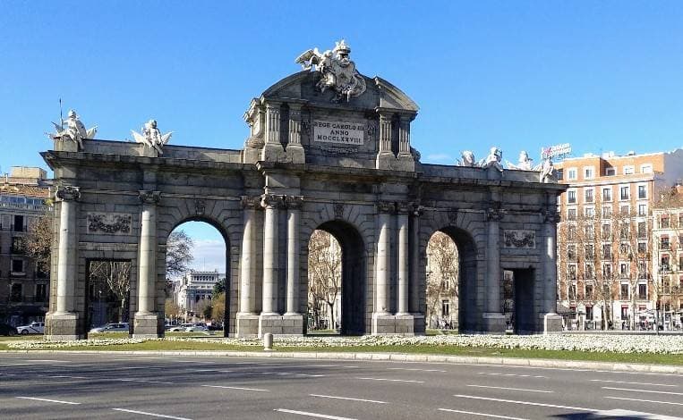 Place Puerta de Alcalá