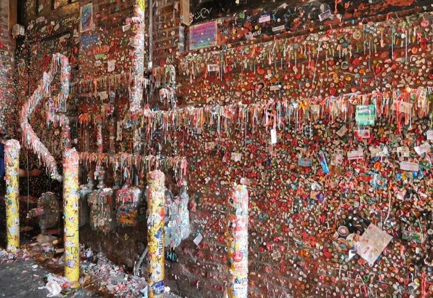 Place Gum Wall