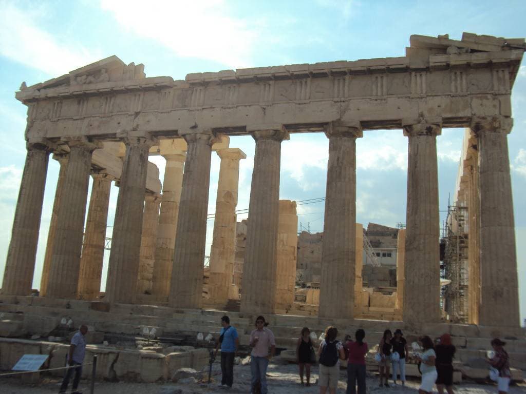 Place Parthenon